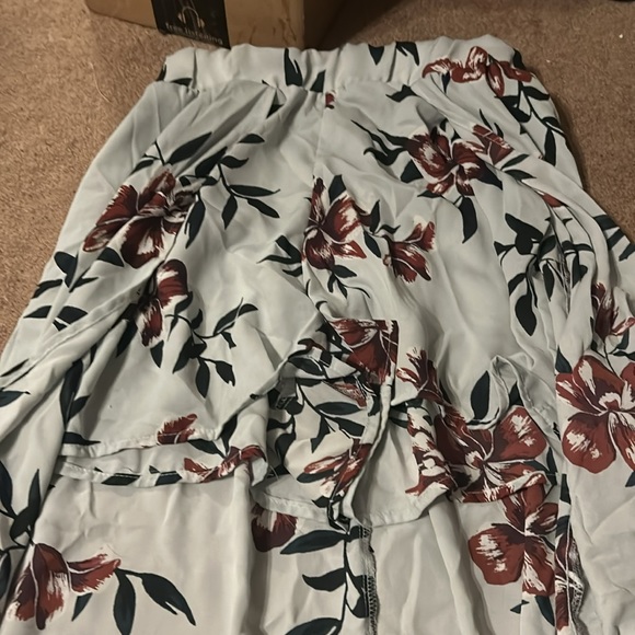 High low floral skirt with shorts size s - Picture 2 of 2